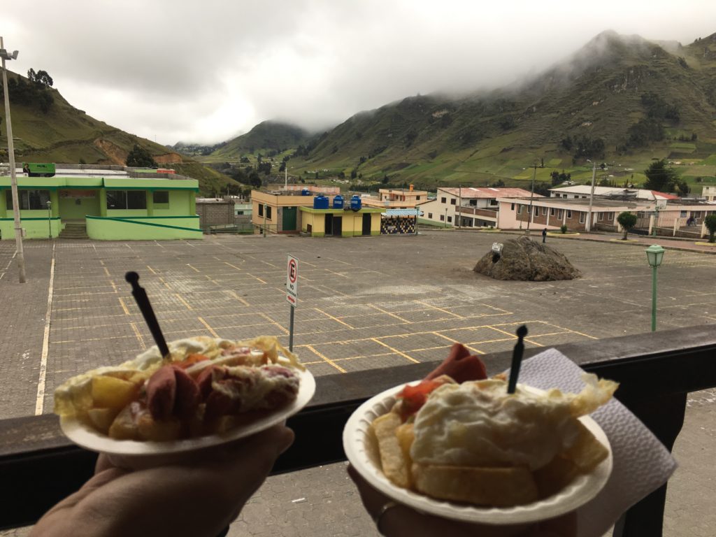 salchipapas cibo ecuador