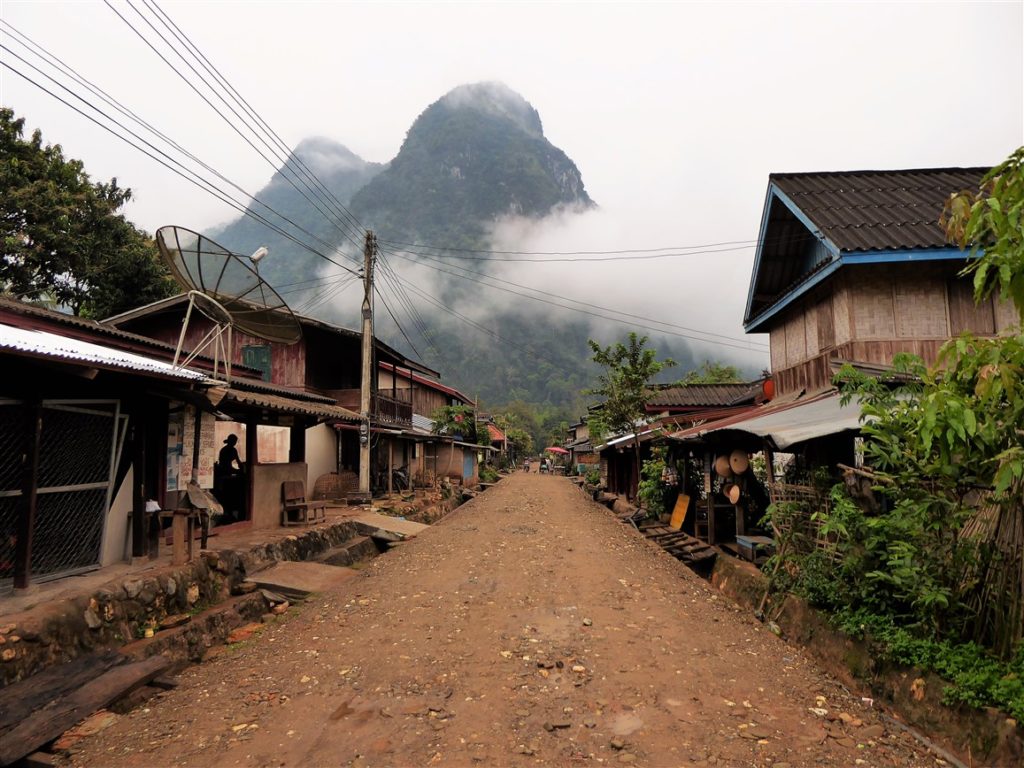 MUANG NGOI