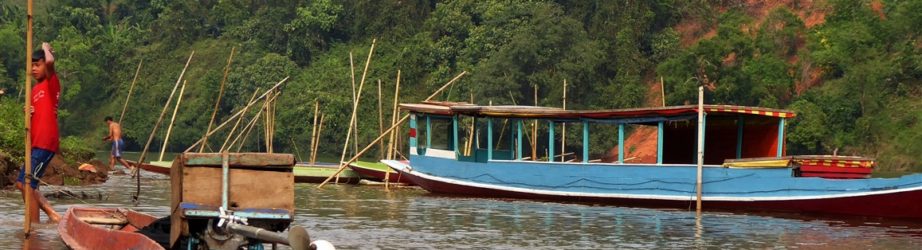 Cosa vedere e fare in Laos: In barca da Nong Khiaw a Muang Ngoi (Video)